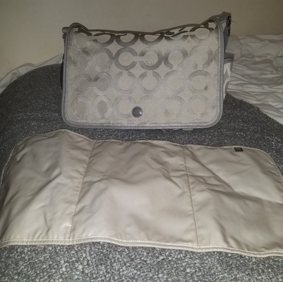 Large Silver Authenic Coach Diaper Bag Like New - Picture 1 of 7